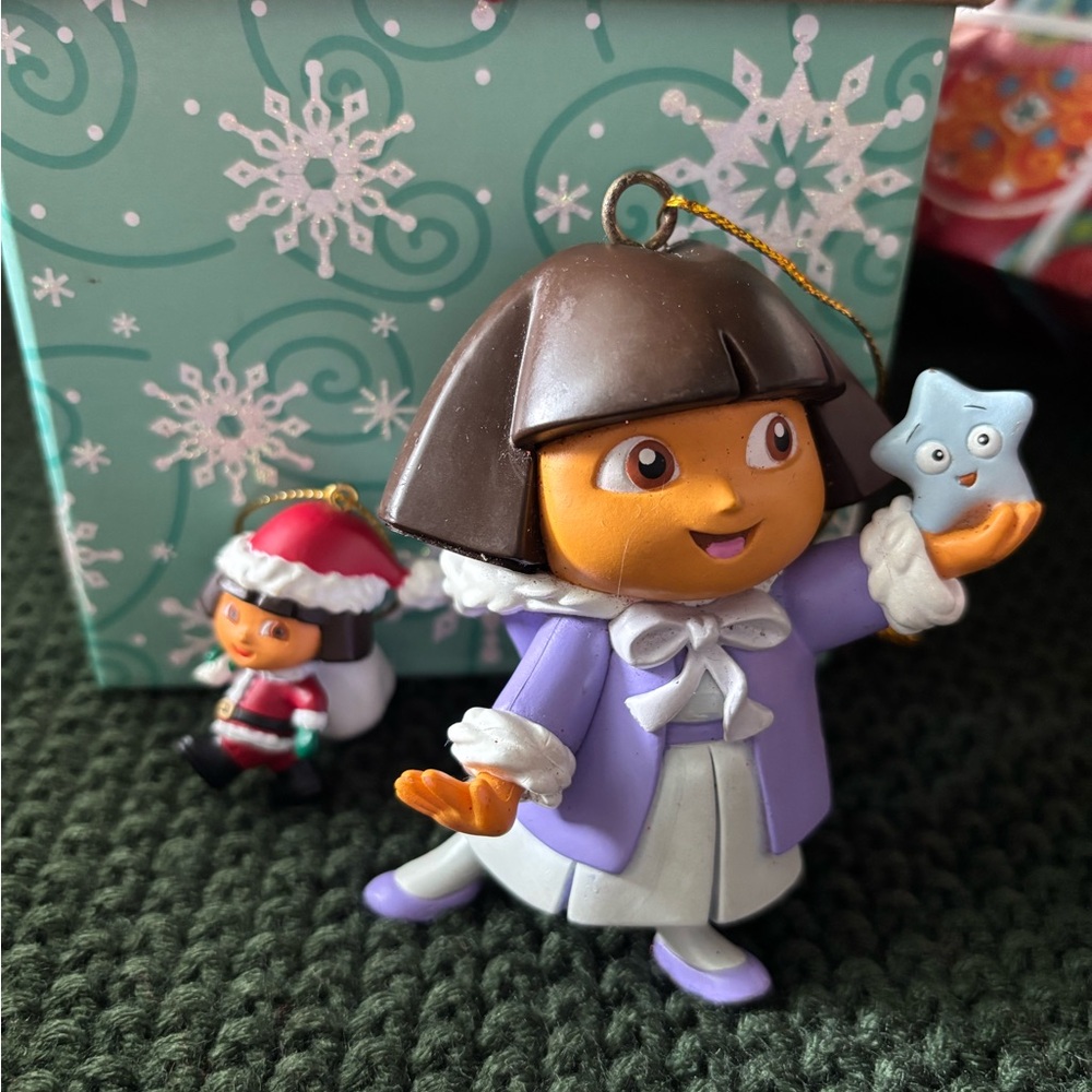 Dora the Explorer Christmas ornament set
